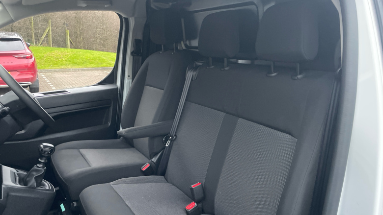 Vauxhall Vivaro L2 Diesel 1.5 Turbo D 120 Prime H1 Van